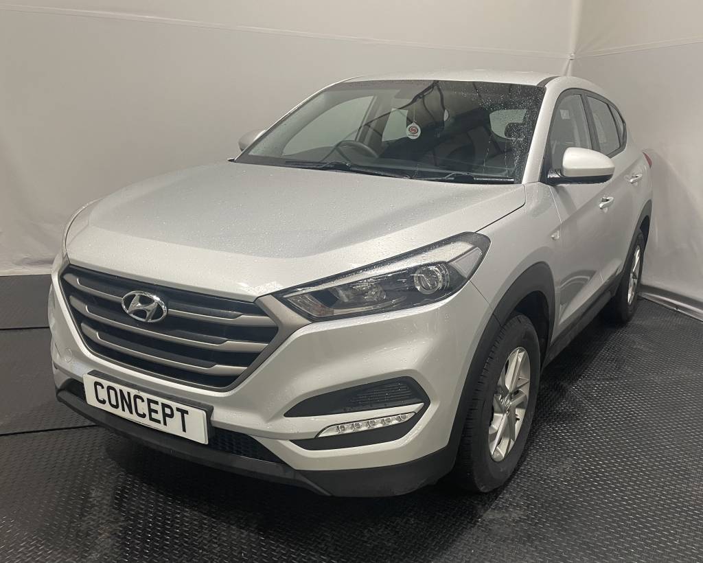 HYUNDAI TUCSON DIESEL ESTATE 1.7 CRDI BLUE DRIVE S 5DR 2WD