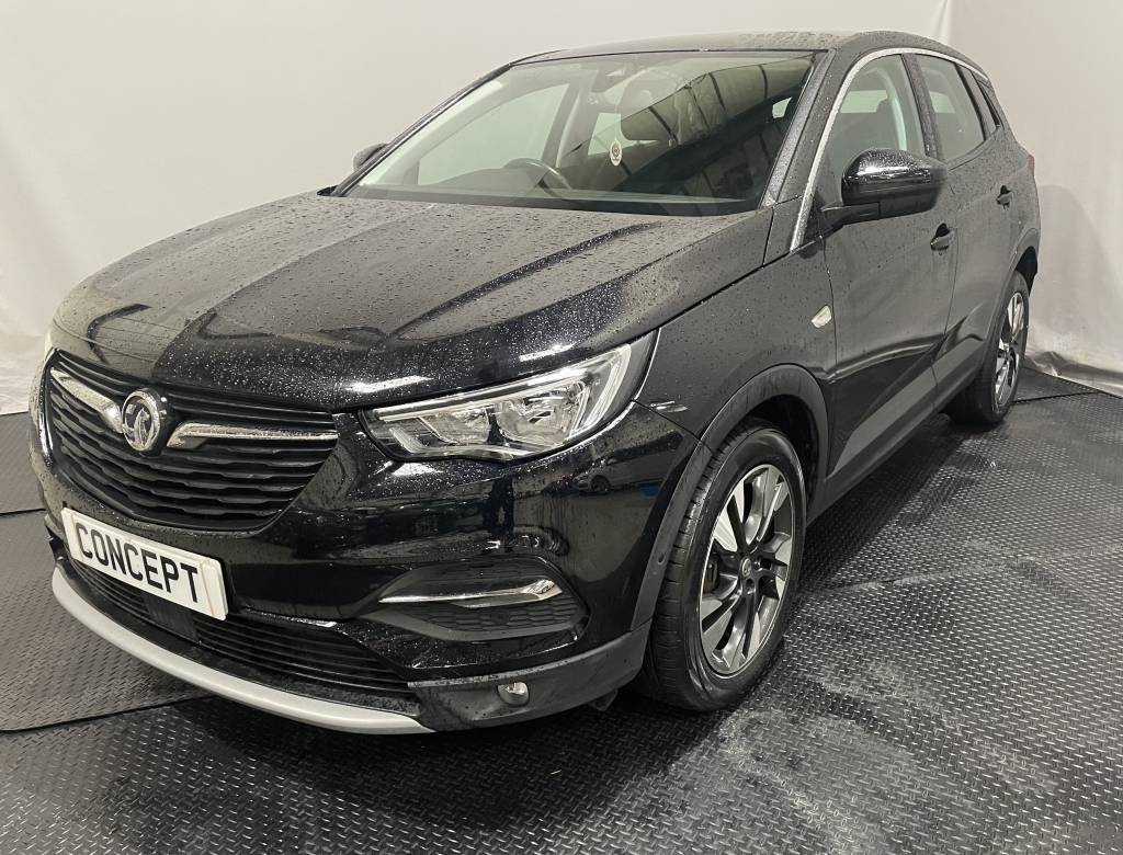 VAUXHALL GRANDLAND X HATCHBACK 1.2 TURBO SPORT NAV 5DR